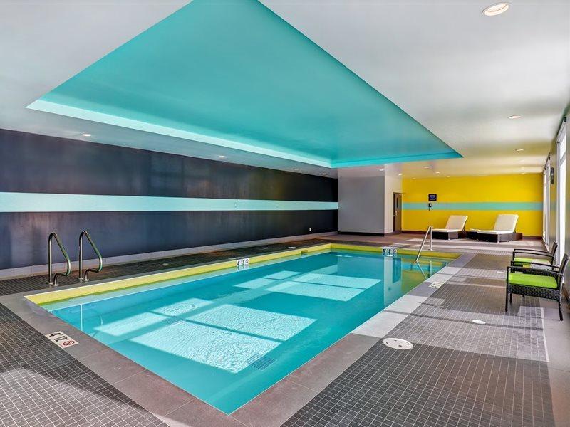 Tru By Hilton Edmonton Windermere Екстер'єр фото